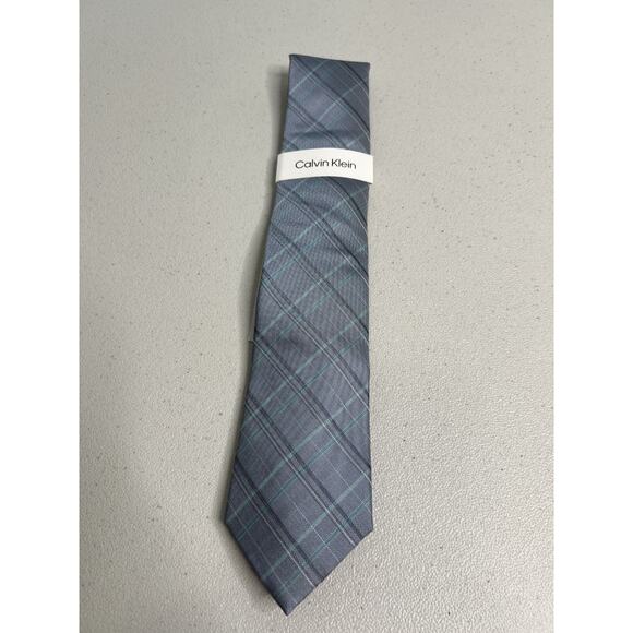 Calvin Klein Gray Plaid Pattern Silk Blend Slim Designer Tie NWT - Picture 3 of 7